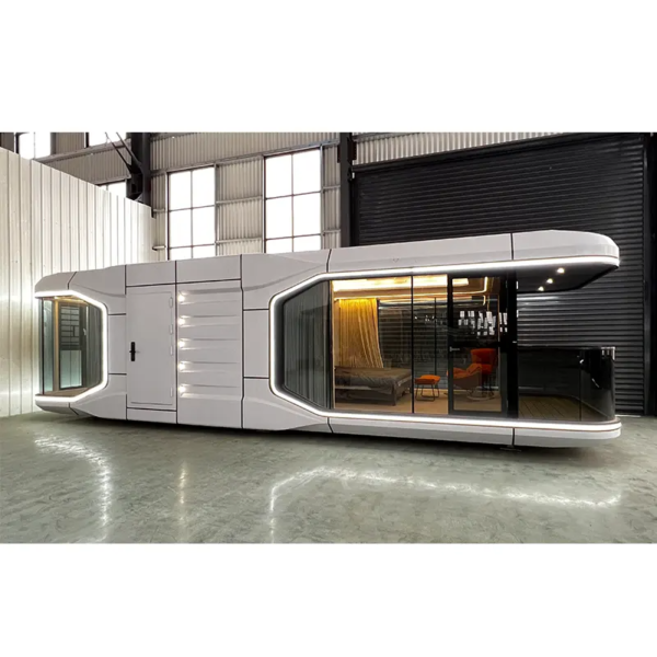 c7 capsule house